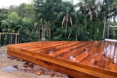deck builder Gold Coast deck builder Gold Coast
