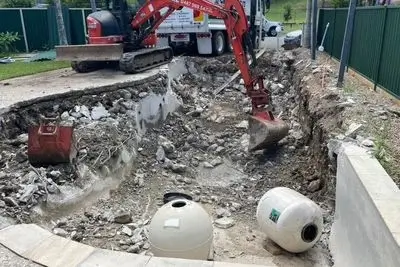 demolishing old structures demolishing old structures